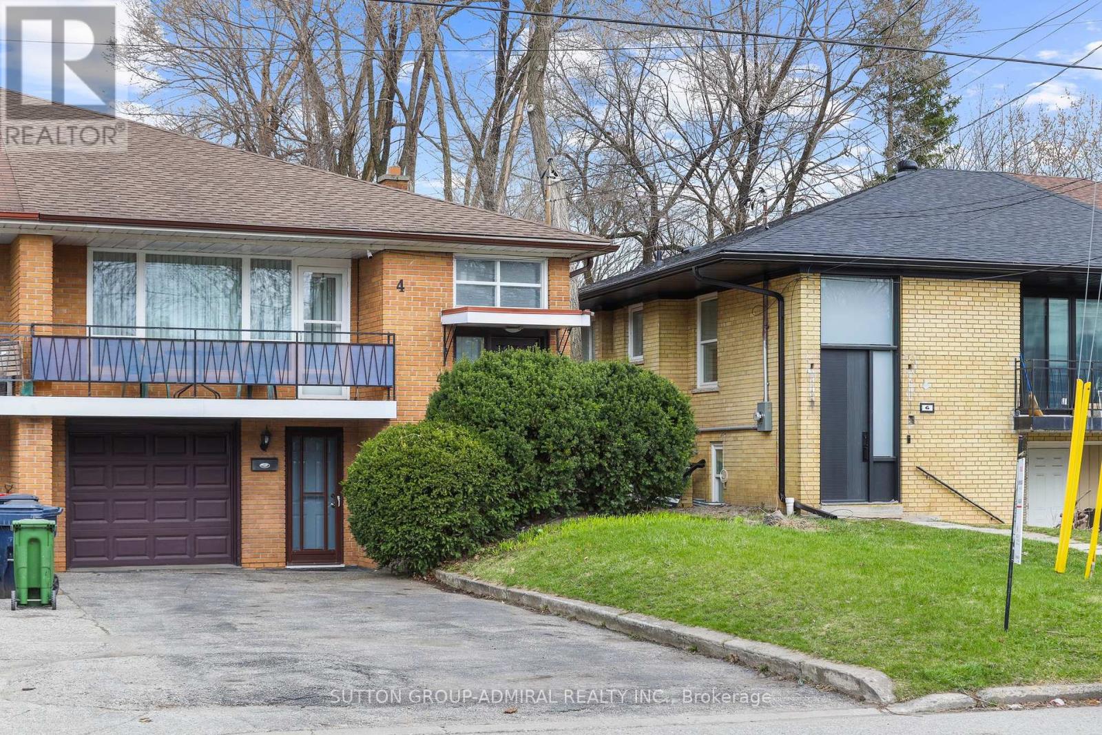 4 Carscadden Drive, Toronto, Ontario  M2R 2A7 - Photo 2 - C12191087