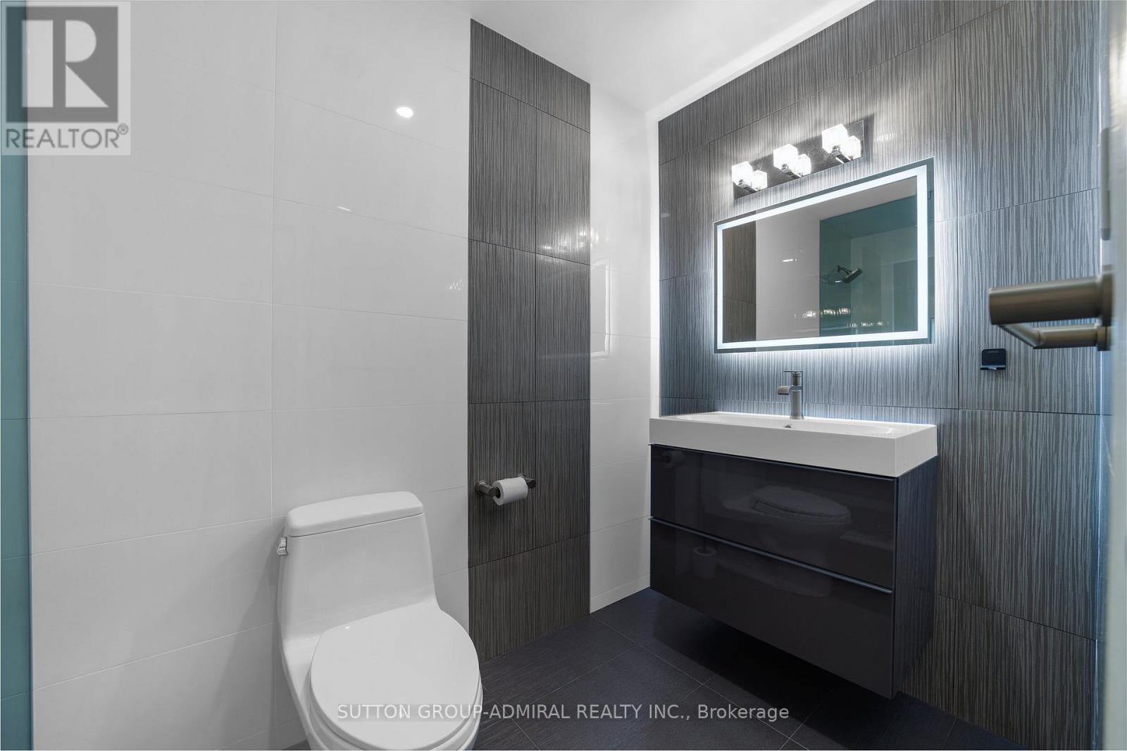 4 Carscadden Drive, Toronto, Ontario  M2R 2A7 - Photo 20 - C12191087