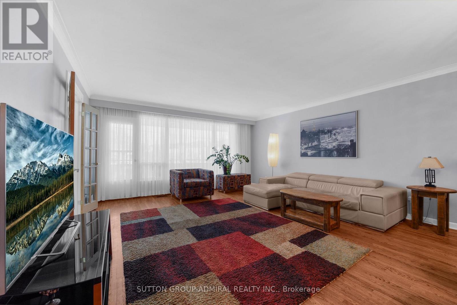 4 Carscadden Drive, Toronto, Ontario  M2R 2A7 - Photo 7 - C12191087