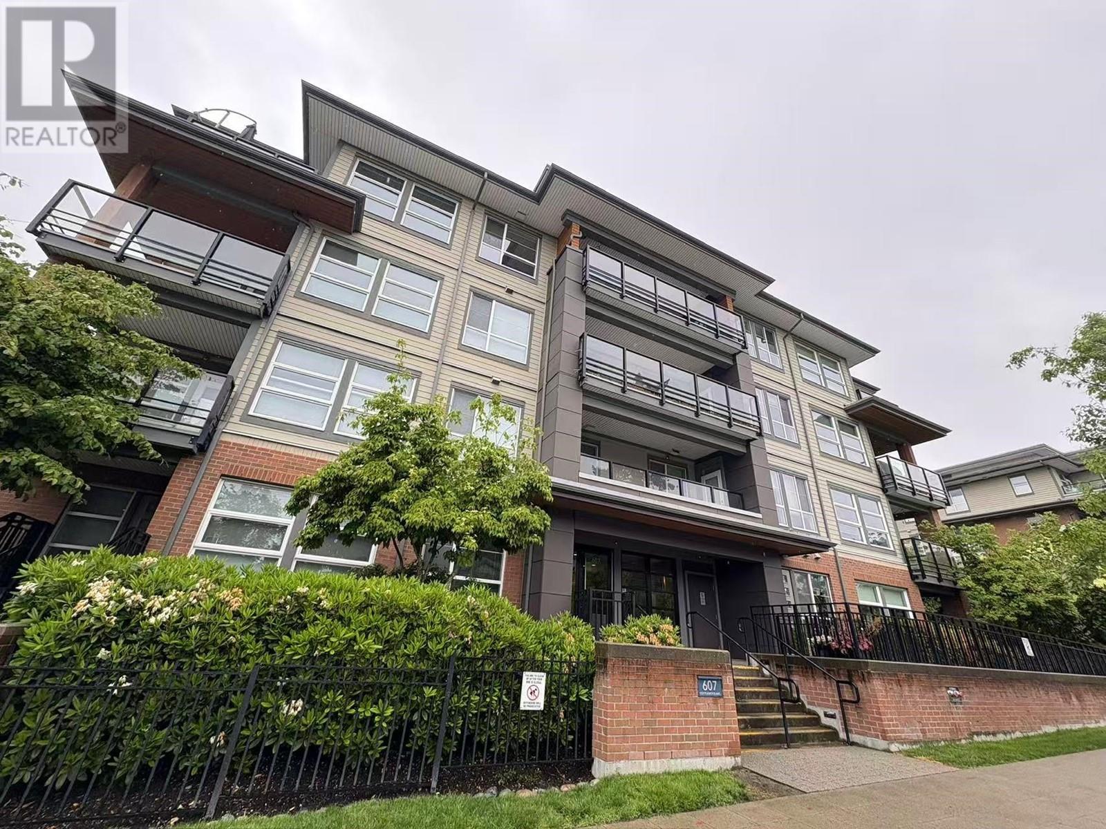 202 607 COTTONWOOD AVENUE, Coquitlam, British Columbia