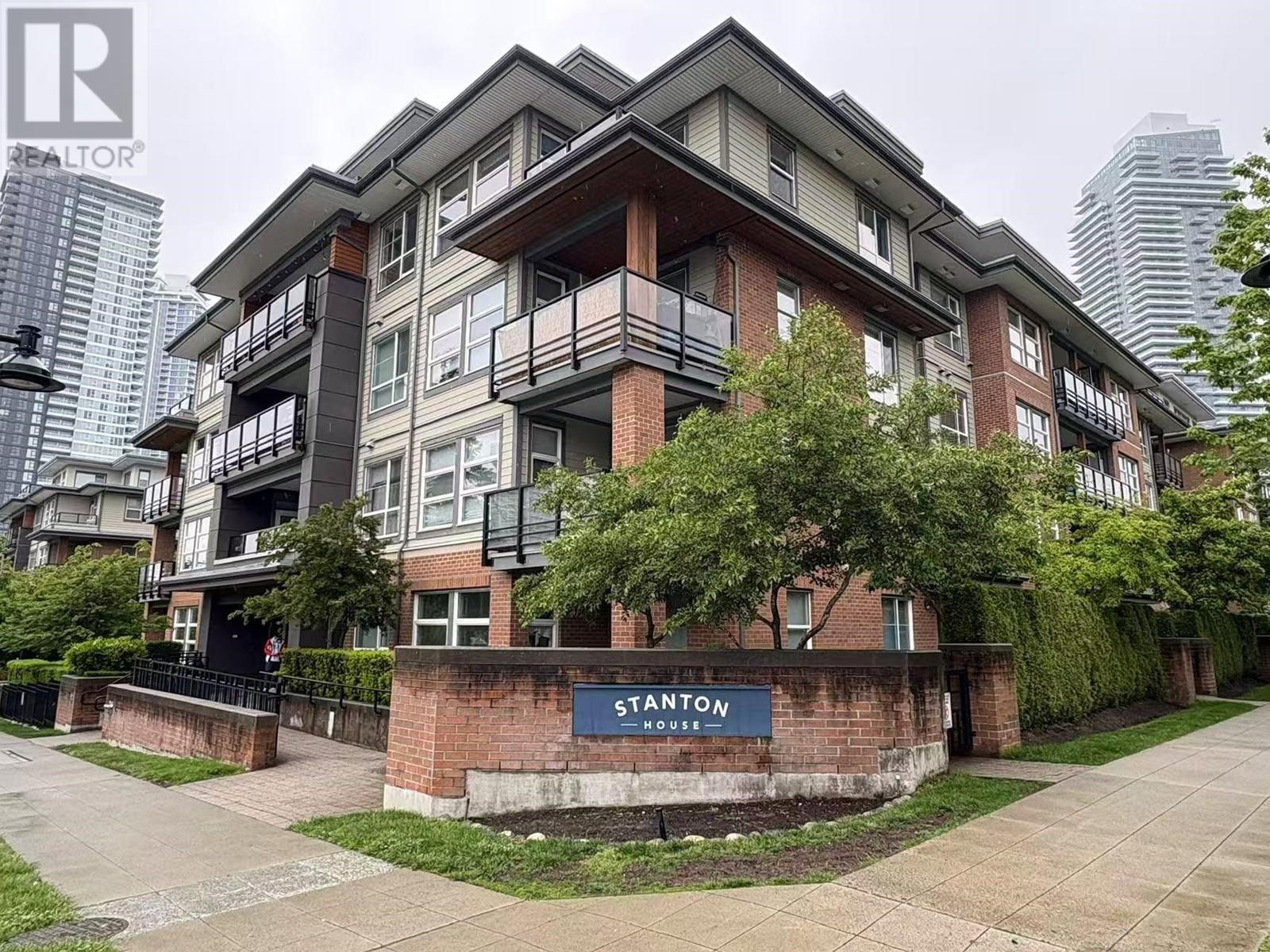 202 607 Cottonwood Avenue, Coquitlam, British Columbia  V3J 0H1 - Photo 2 - R3009674