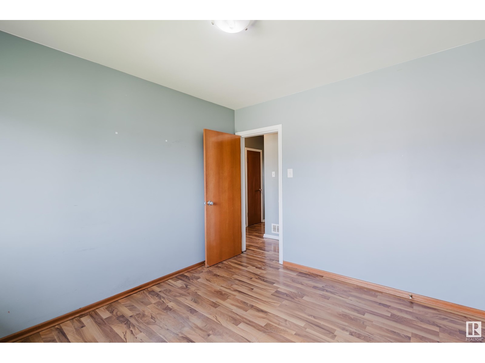 10454 78 Av Nw, Edmonton, Alberta  T6E 1P2 - Photo 16 - E4425802