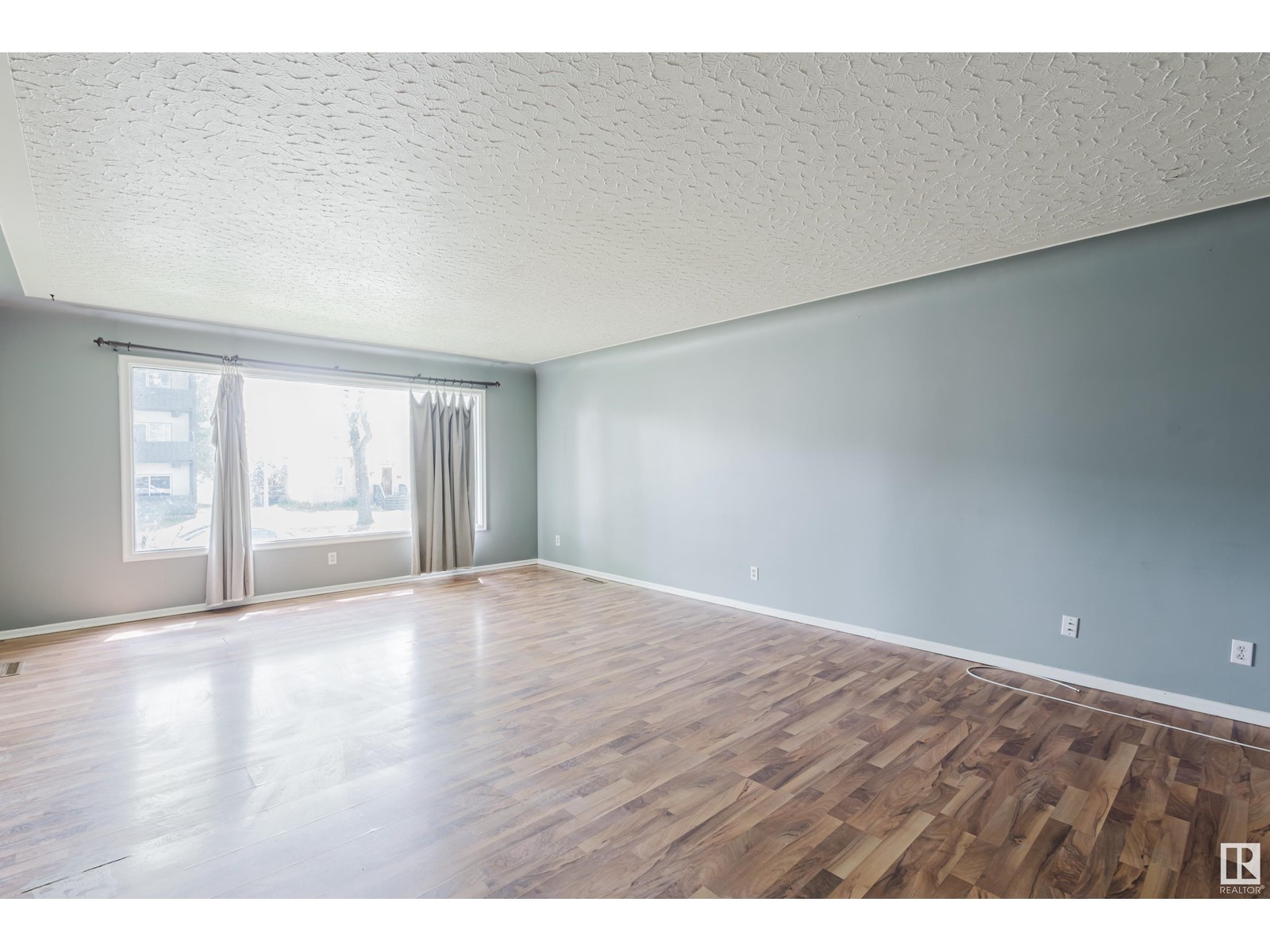 10454 78 Av Nw, Edmonton, Alberta  T6E 1P2 - Photo 4 - E4425802
