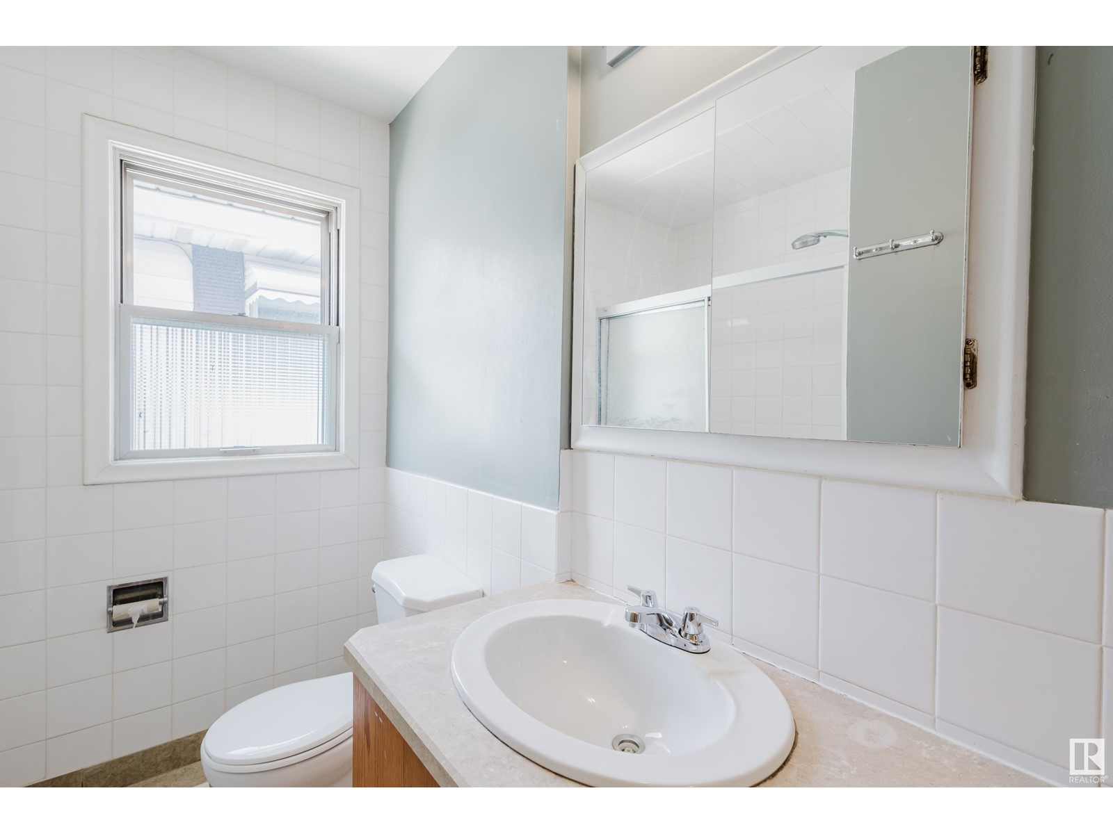 10454 78 Av Nw, Edmonton, Alberta  T6E 1P2 - Photo 12 - E4425802