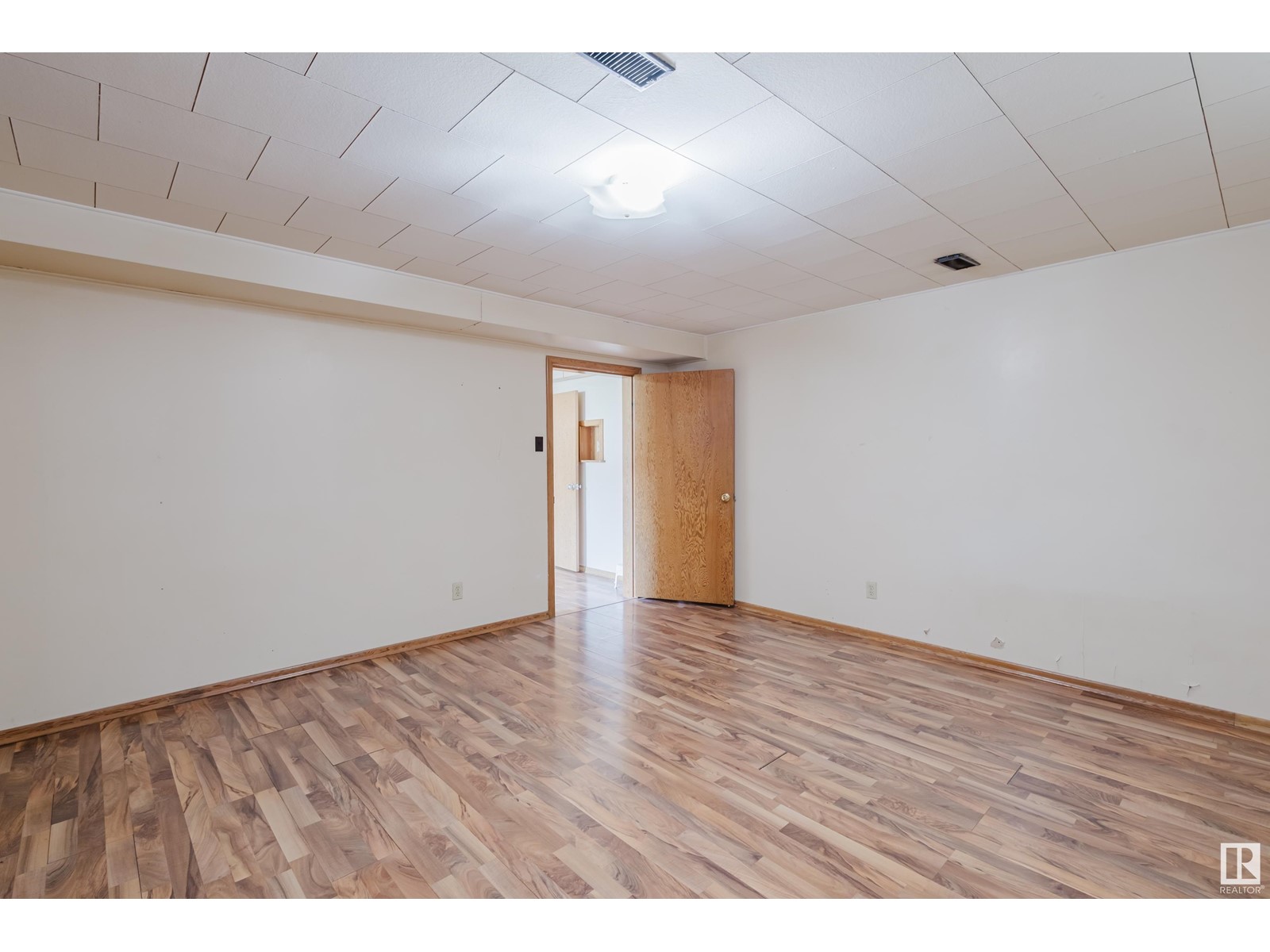 10454 78 Av Nw, Edmonton, Alberta  T6E 1P2 - Photo 29 - E4425802