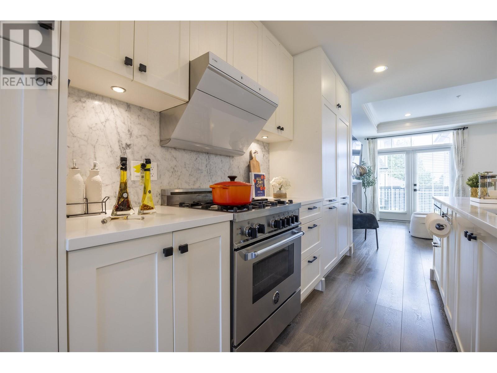 356 W 62nd Avenue, Vancouver, British Columbia  V5X 2E3 - Photo 12 - R3010319
