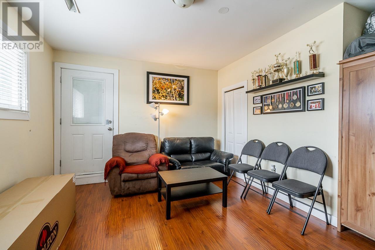 1247 Ewen Avenue, New Westminster, British Columbia  V3M 5E5 - Photo 25 - R2983921