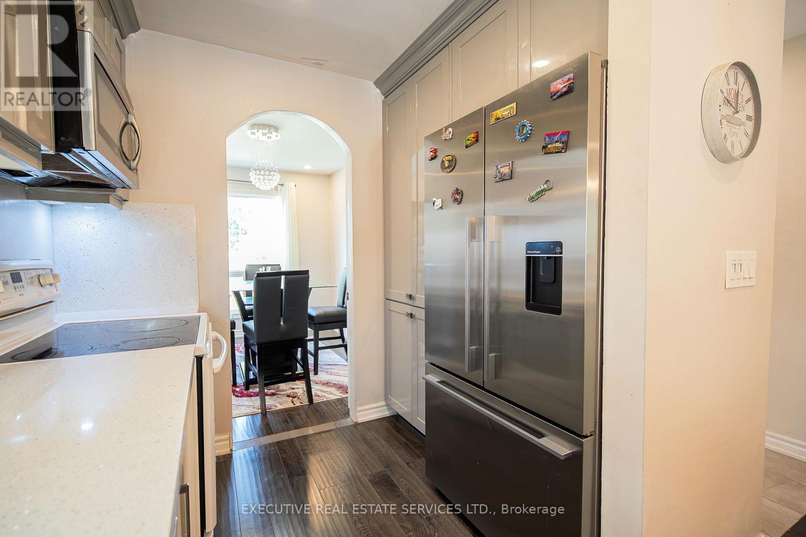 4 Simmons Boulevard, Brampton, Ontario  L6V 3V5 - Photo 9 - W12191080