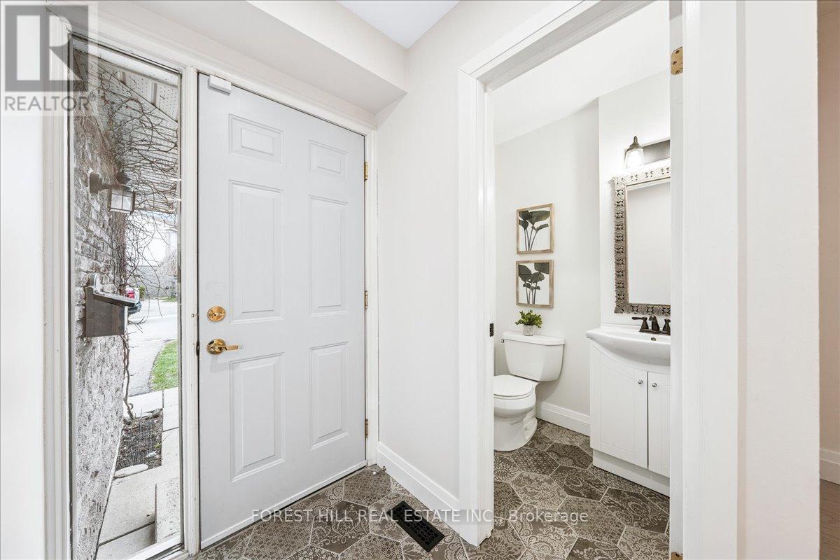 29 - 5730 Montevideo Road, Mississauga, Ontario  L5N 2M4 - Photo 3 - W12191085