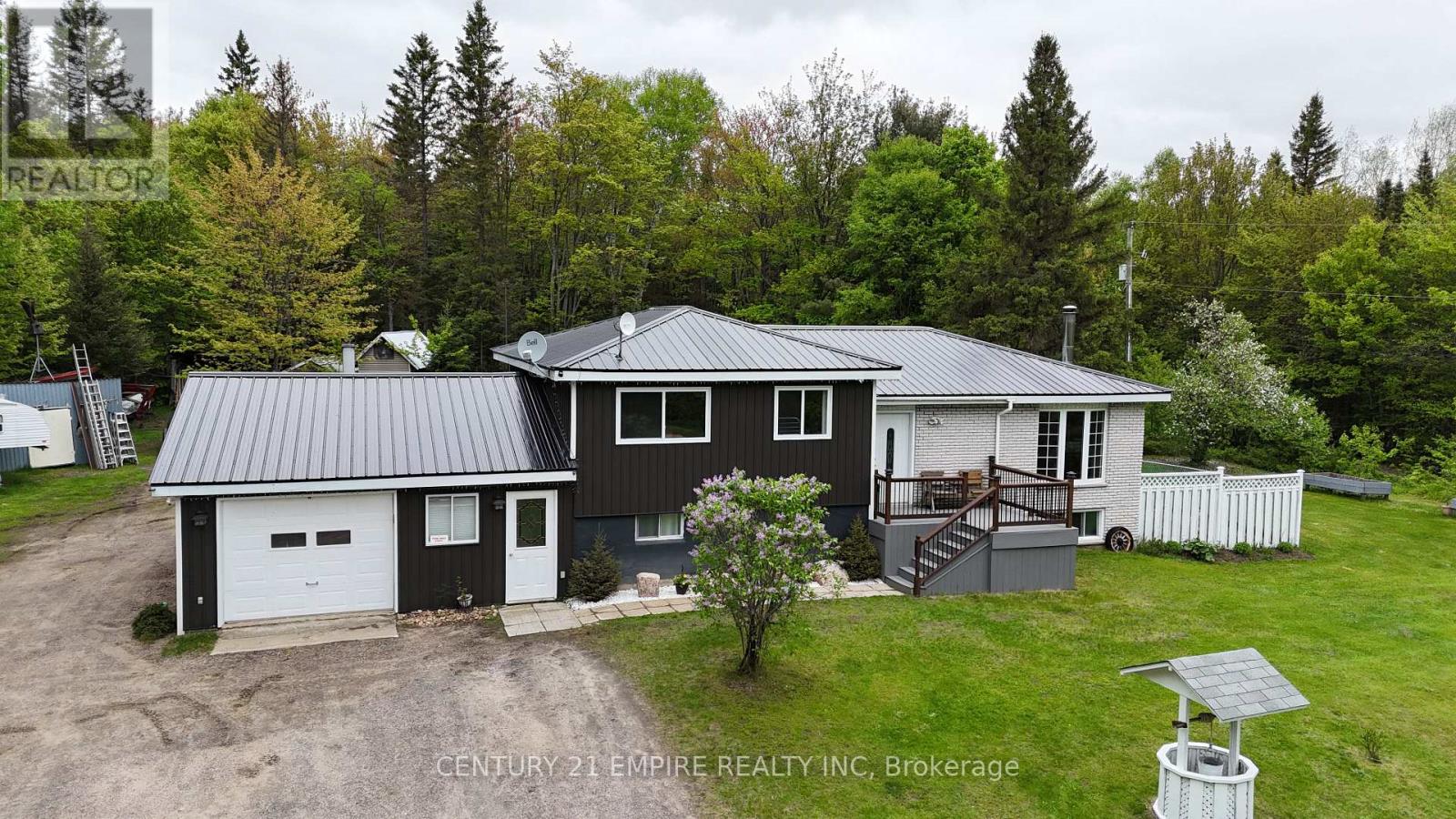 414 Hill Valley Road, Strong, Ontario  P0A 1Z0 - Photo 3 - X12191077