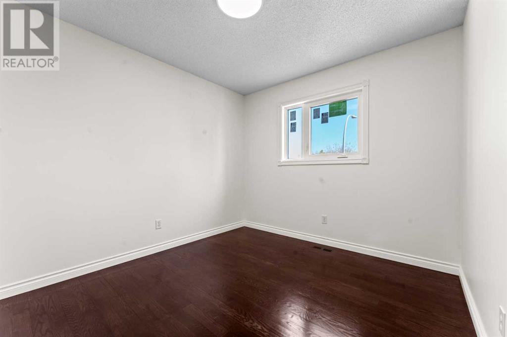 232 Hawkmount Close Nw, Calgary, Alberta  T3G 3Z4 - Photo 17 - A2217506
