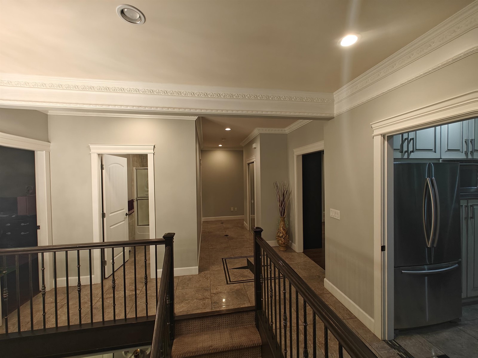 12854 107a Avenue, Surrey, British Columbia  V3T 2G5 - Photo 3 - R3003214