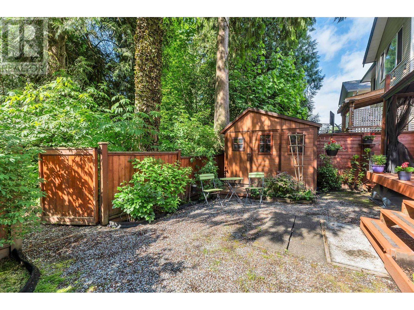 24318 100b Avenue, Maple Ridge, British Columbia  V2W 1X3 - Photo 3 - R3008325
