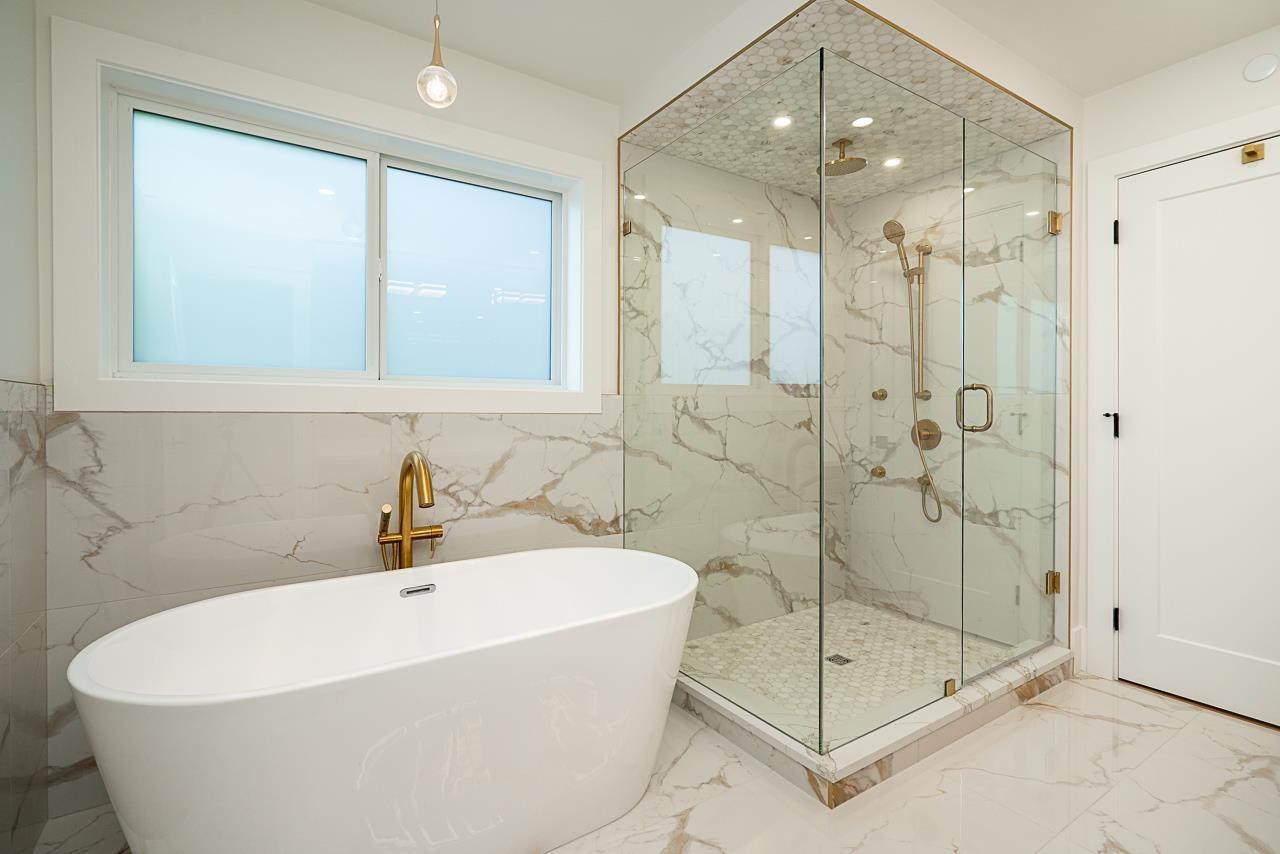 15496 Thrift Avenue, White Rock, British Columbia  V4B 2L9 - Photo 19 - R3006817