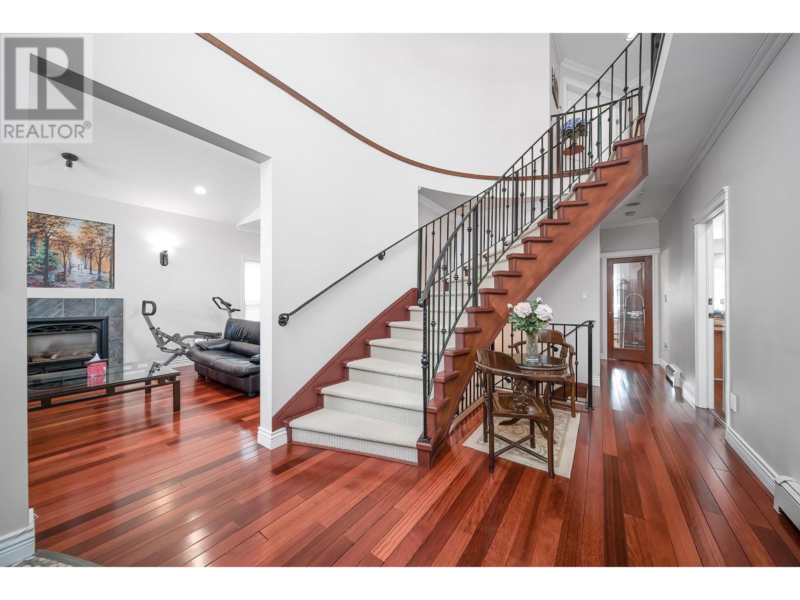 1312 Tenth Avenue, New Westminster, British Columbia  V3M 3H9 - Photo 5 - R3010278