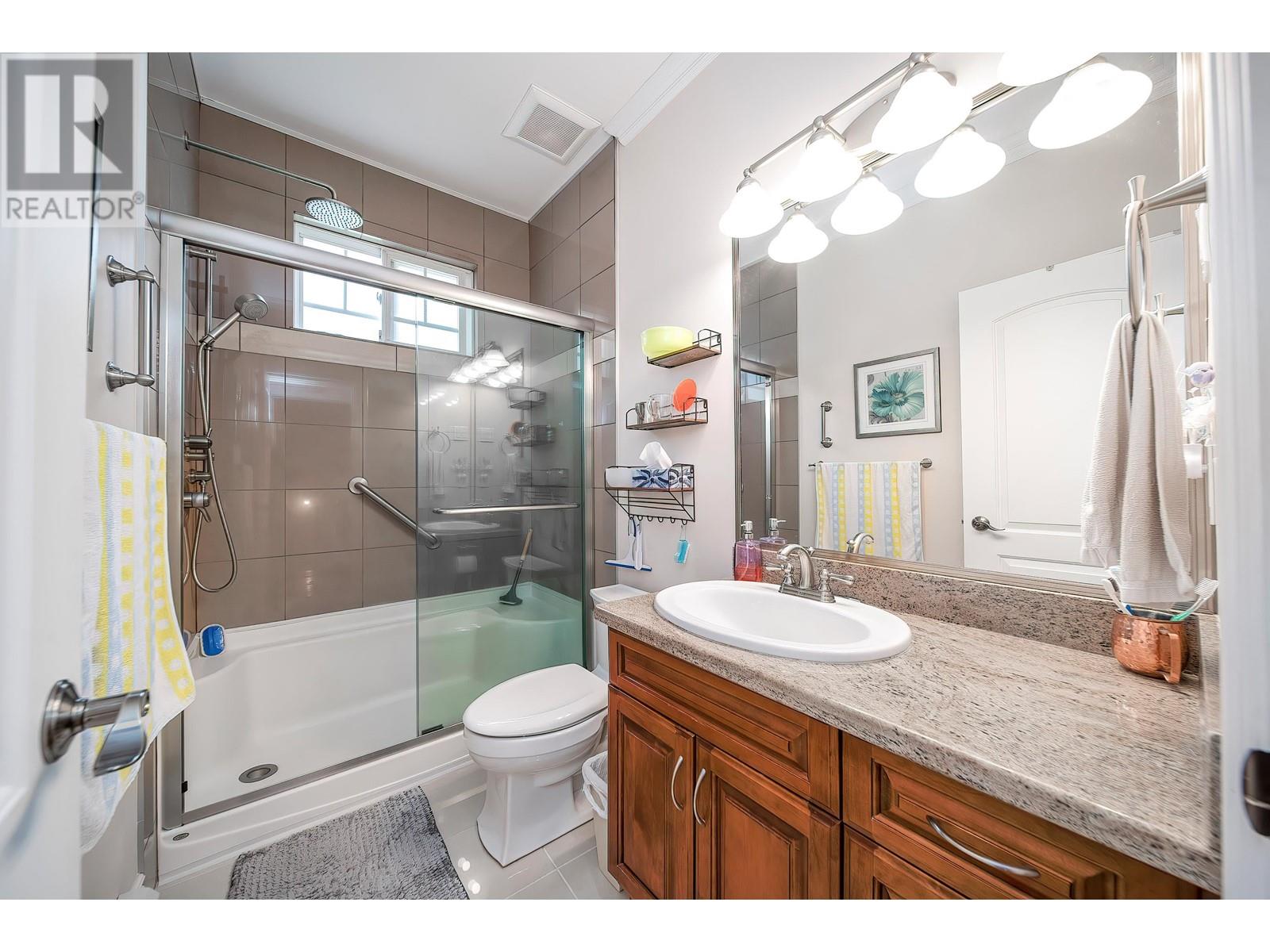 1312 Tenth Avenue, New Westminster, British Columbia  V3M 3H9 - Photo 20 - R3010278