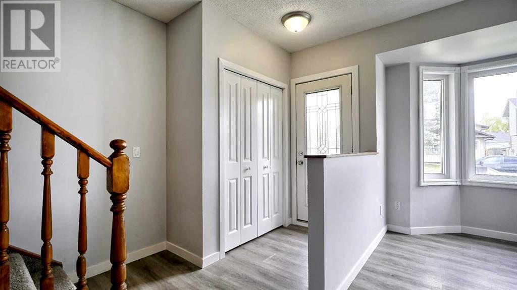 Property at 124 Riverbrook Way SE image 3