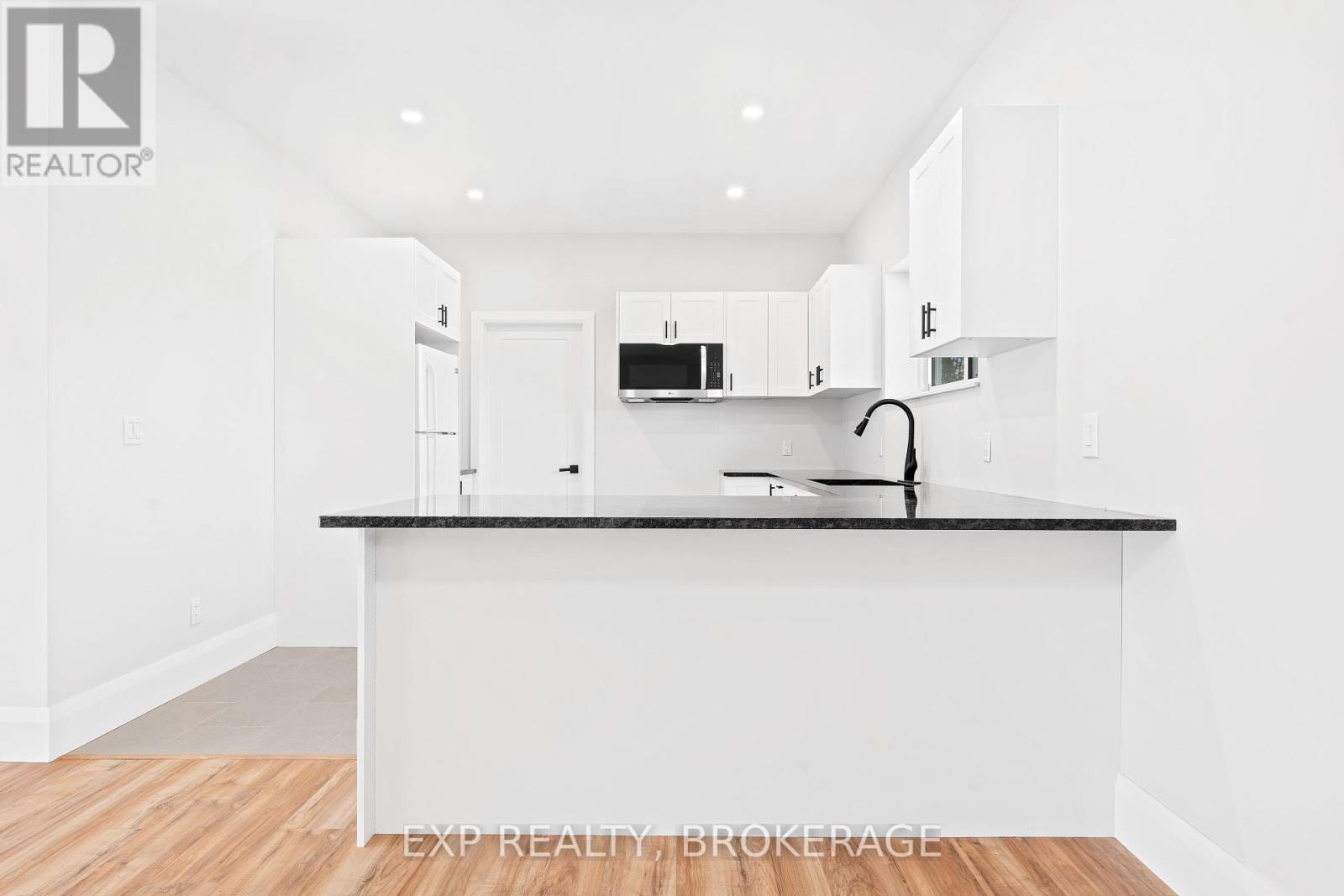675 Millhaven Road, Loyalist (Lennox And Addington - South), Ontario  K0H 2H0 - Photo 6 - X12191127