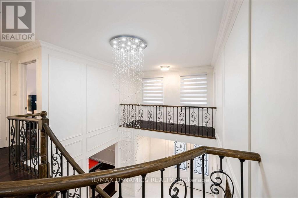 267 Hidden Trail, Toronto, Ontario  M2R 3S7 - Photo 25 - C12080332