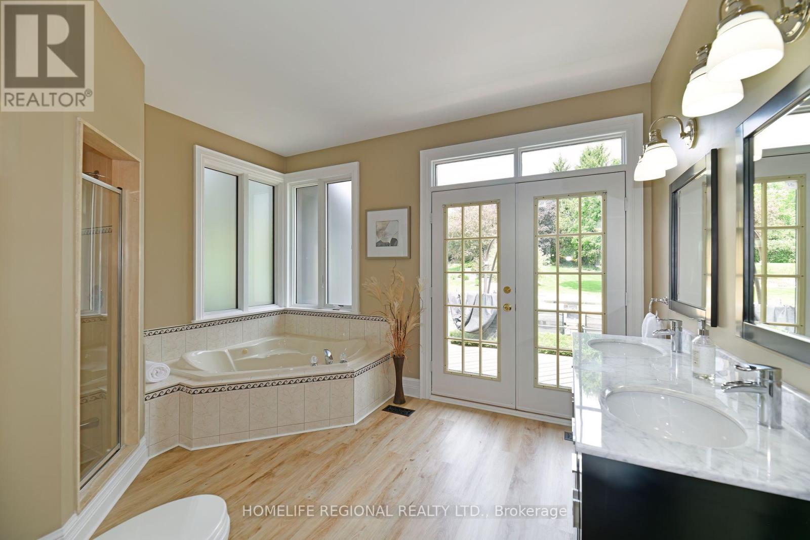14 Buggey Lane, Ajax, Ontario  L1Z 1X4 - Photo 9 - E12191101