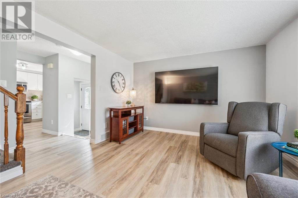 96 Bankside Drive, Kitchener, Ontario  N2N 3G1 - Photo 6 - 40732917