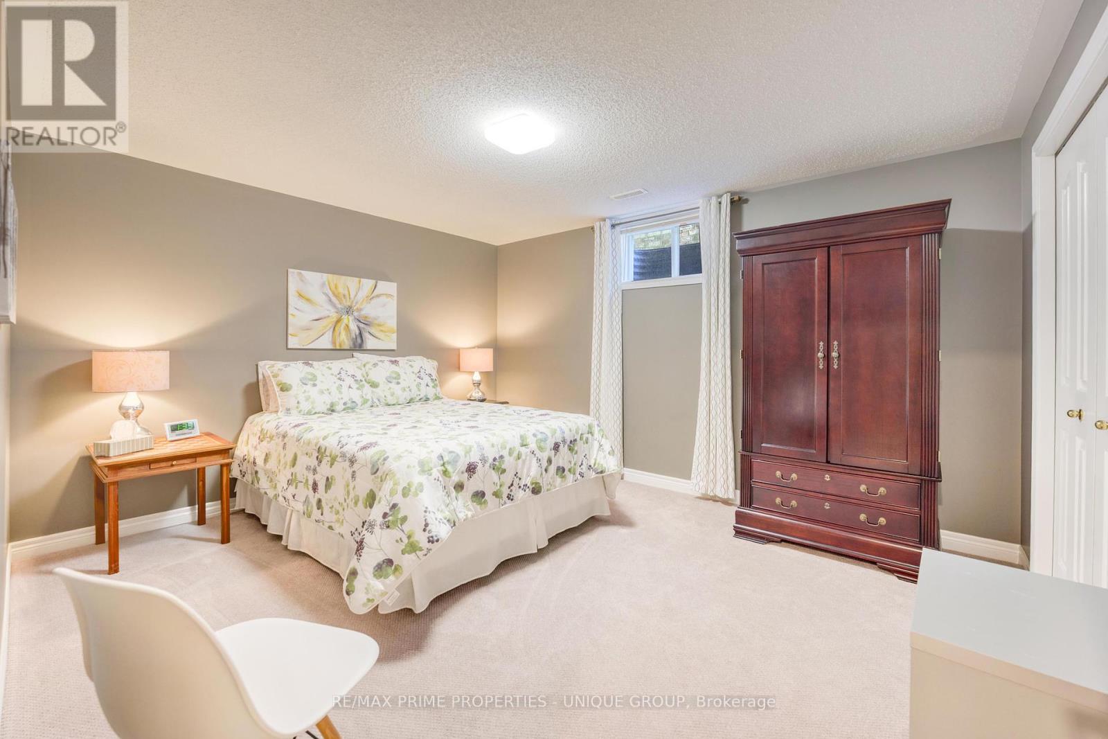 768 Lambton Court, Sarnia, Ontario  N7S 6B6 - Photo 34 - X12191150