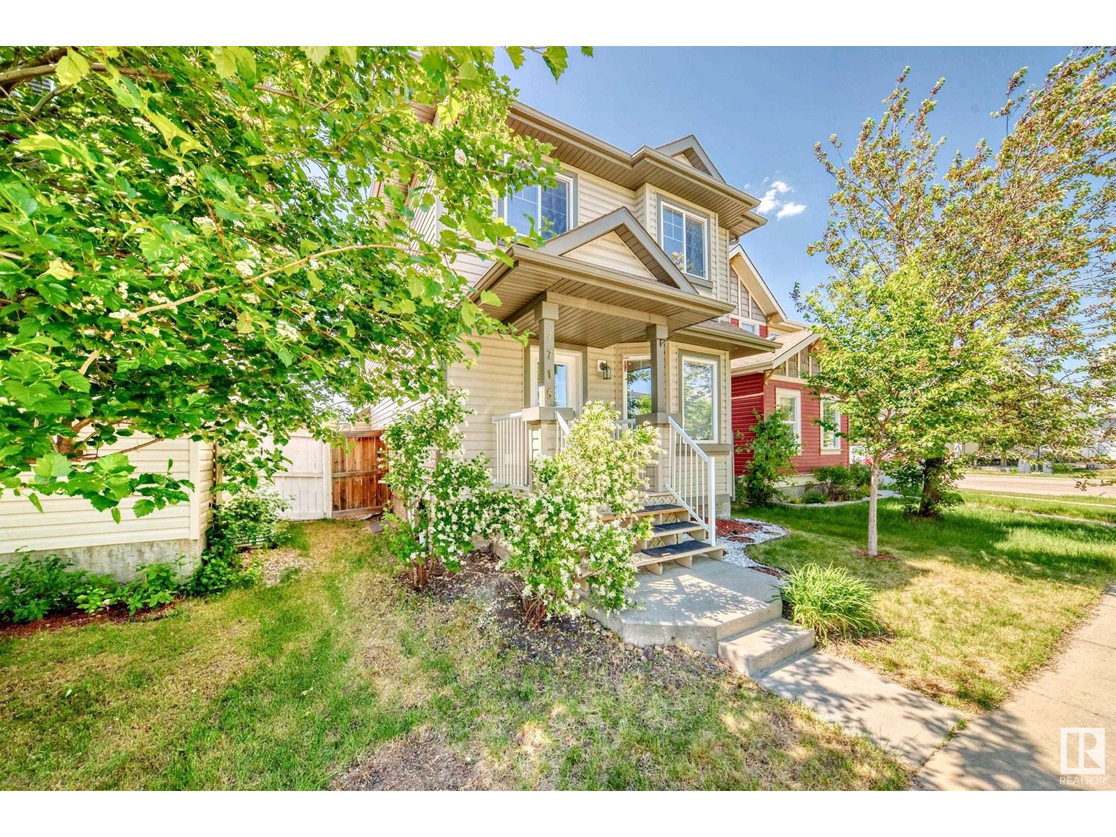 7715 Schmid Cr Nw, Edmonton, Alberta  T6R 0K6 - Photo 2 - E4440022