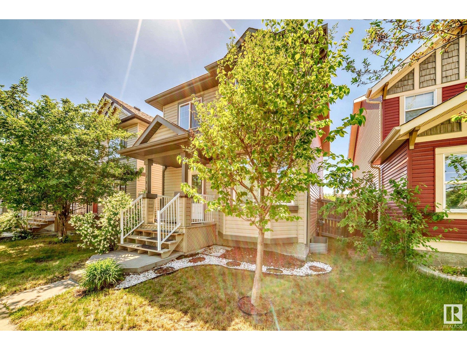 7715 Schmid Cr Nw, Edmonton, Alberta  T6R 0K6 - Photo 3 - E4440022