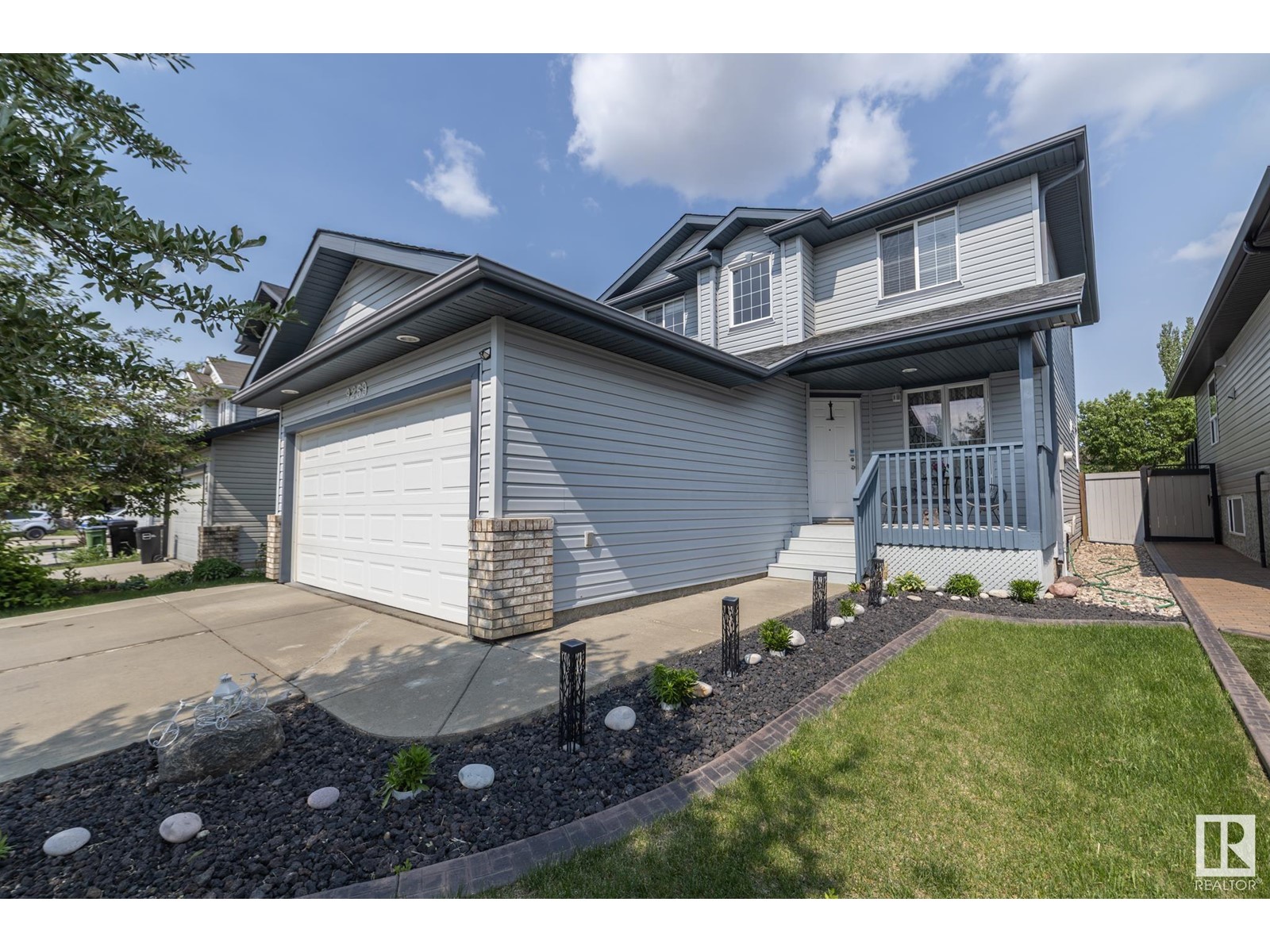 9259 212 St Nw, Edmonton, Alberta  T5T 6Z2 - Photo 1 - E4440023