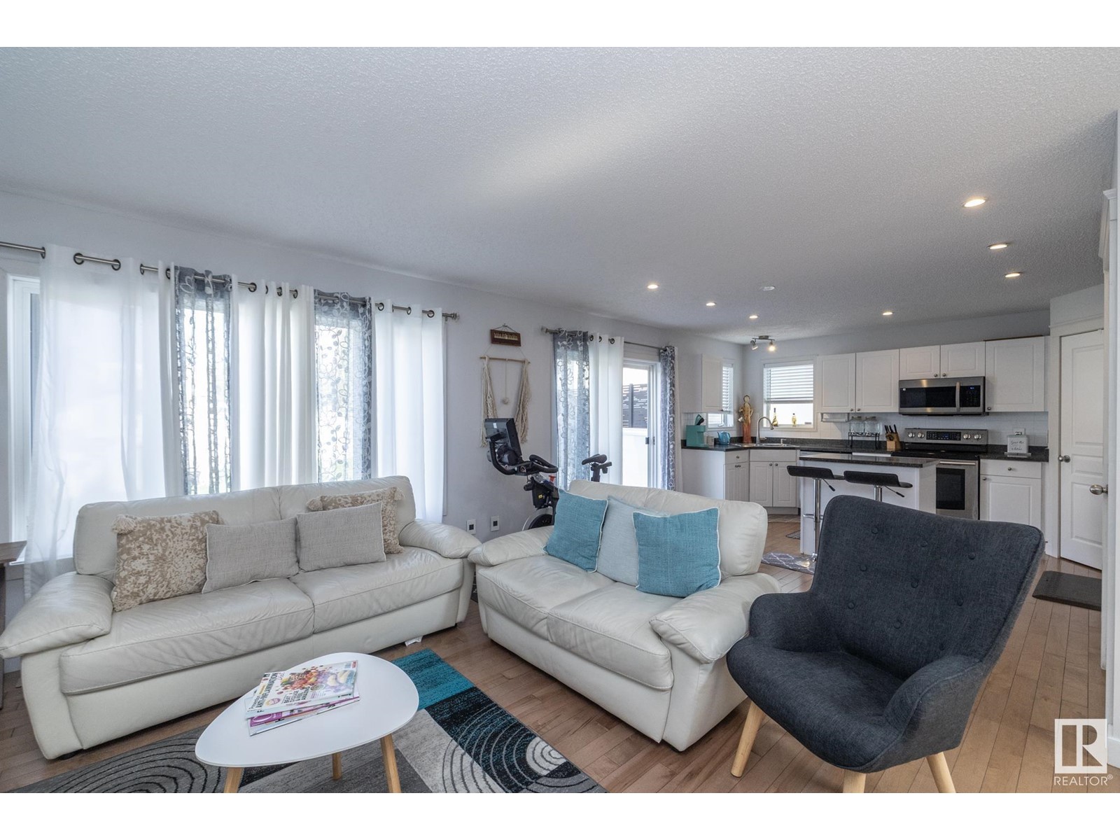 9259 212 St Nw, Edmonton, Alberta  T5T 6Z2 - Photo 14 - E4440023