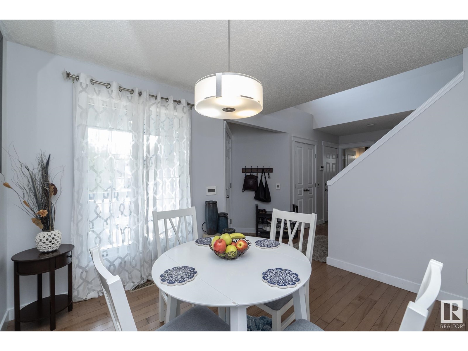 9259 212 St Nw, Edmonton, Alberta  T5T 6Z2 - Photo 6 - E4440023