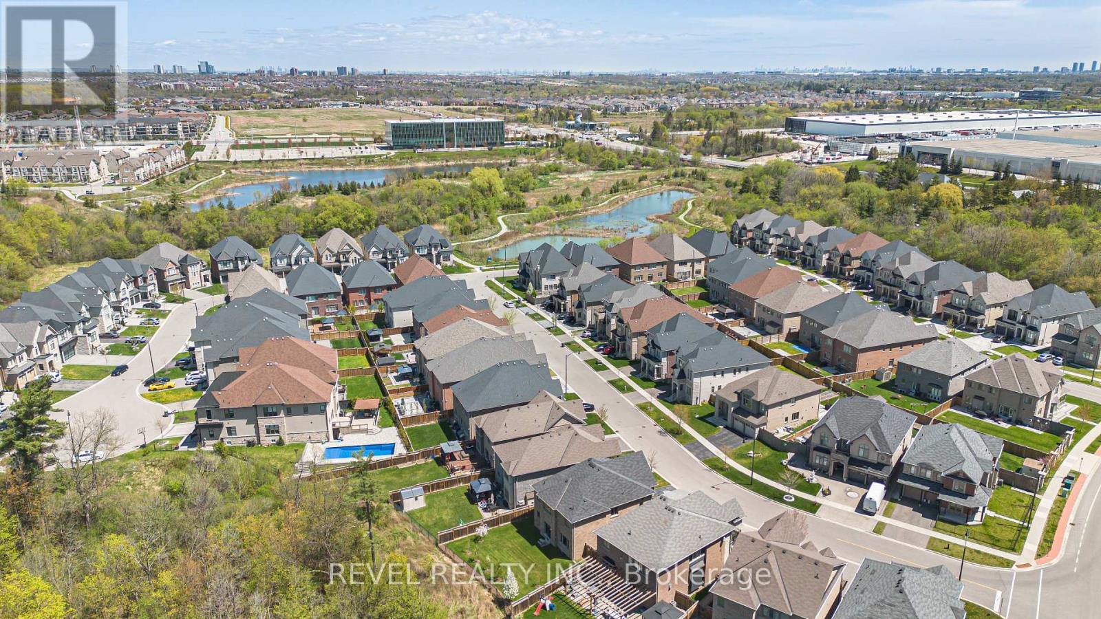 11 Oliana Way, Brampton, Ontario  L6Y 6G8 - Photo 37 - W12145416