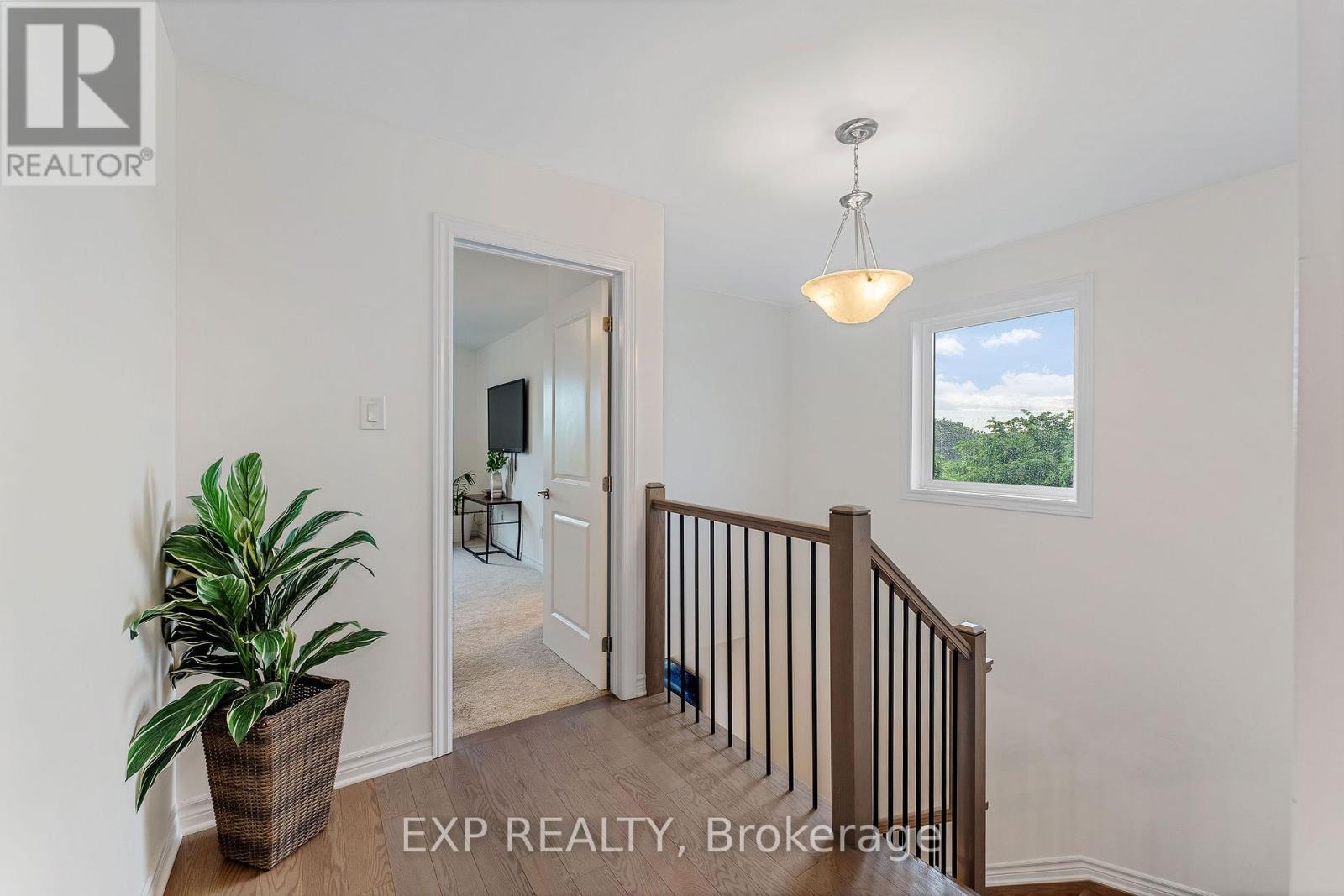 501 Enclave Lane, Clarence-Rockland, Ontario  K4K 0M8 - Photo 14 - X12191113