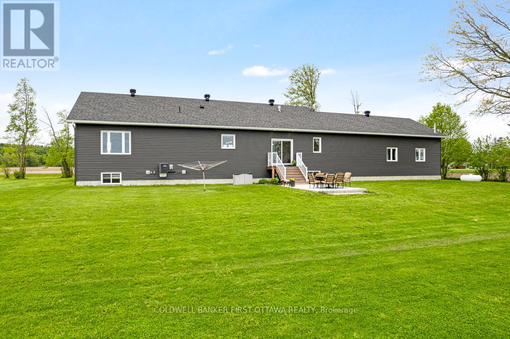 800 Waba Road, Mississippi Mills, Ontario  K0A 2X0 - Photo 30 - X12191140