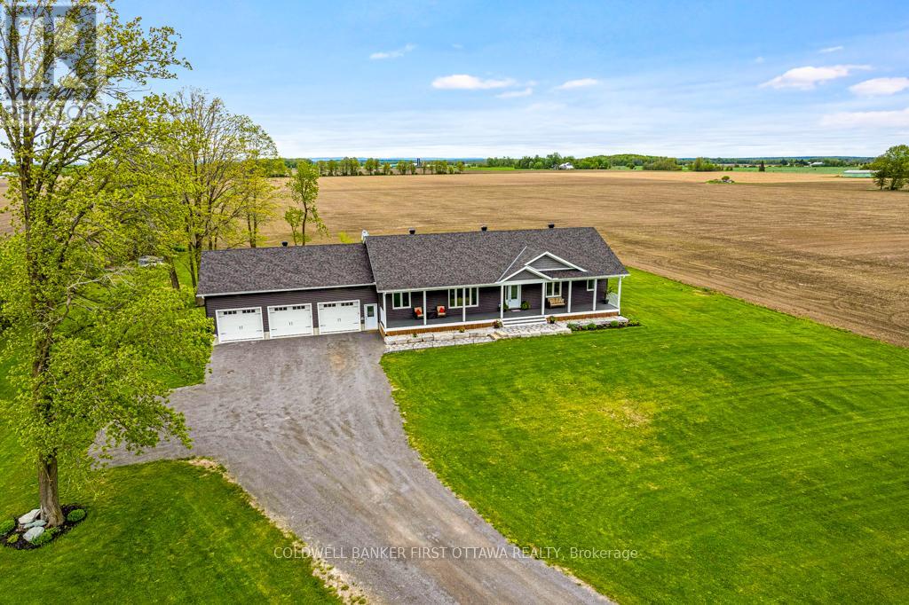 800 Waba Road, Mississippi Mills, Ontario  K0A 2X0 - Photo 34 - X12191140