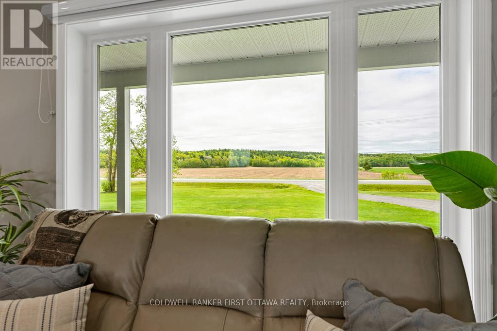 800 Waba Road, Mississippi Mills, Ontario  K0A 2X0 - Photo 6 - X12191140
