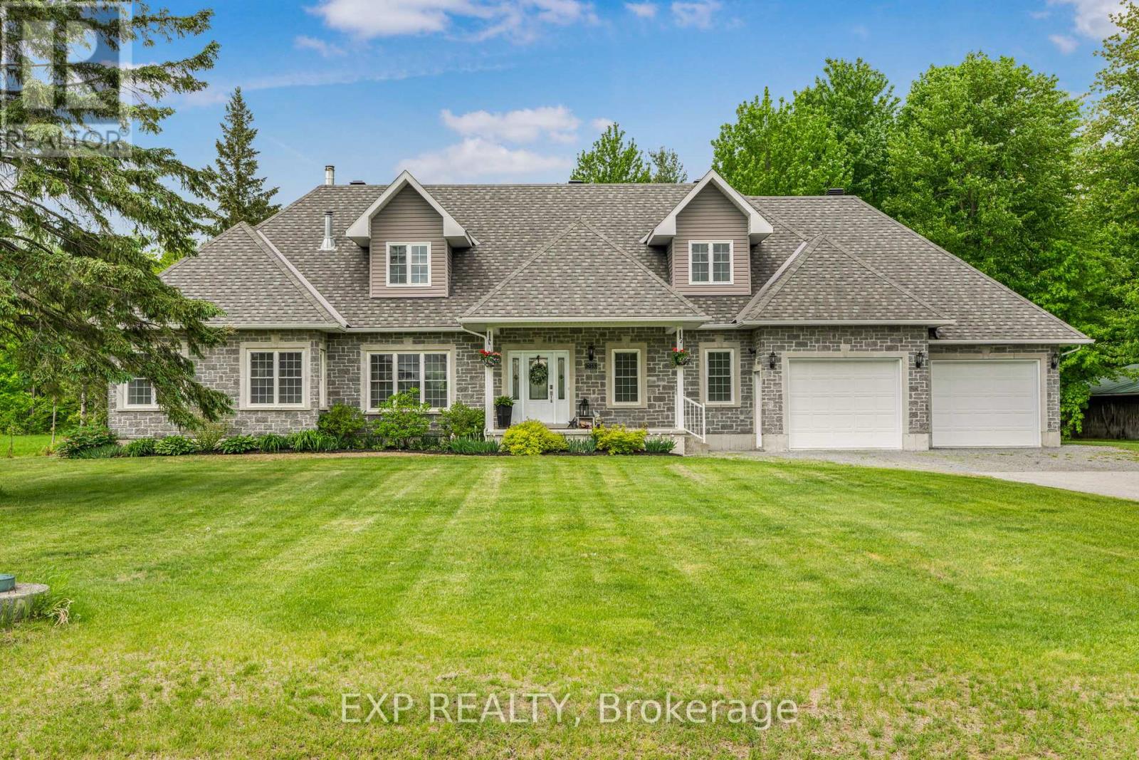 3057 Henrie Road, Clarence-Rockland, Ontario  K0A 3N0 - Photo 2 - X12191152