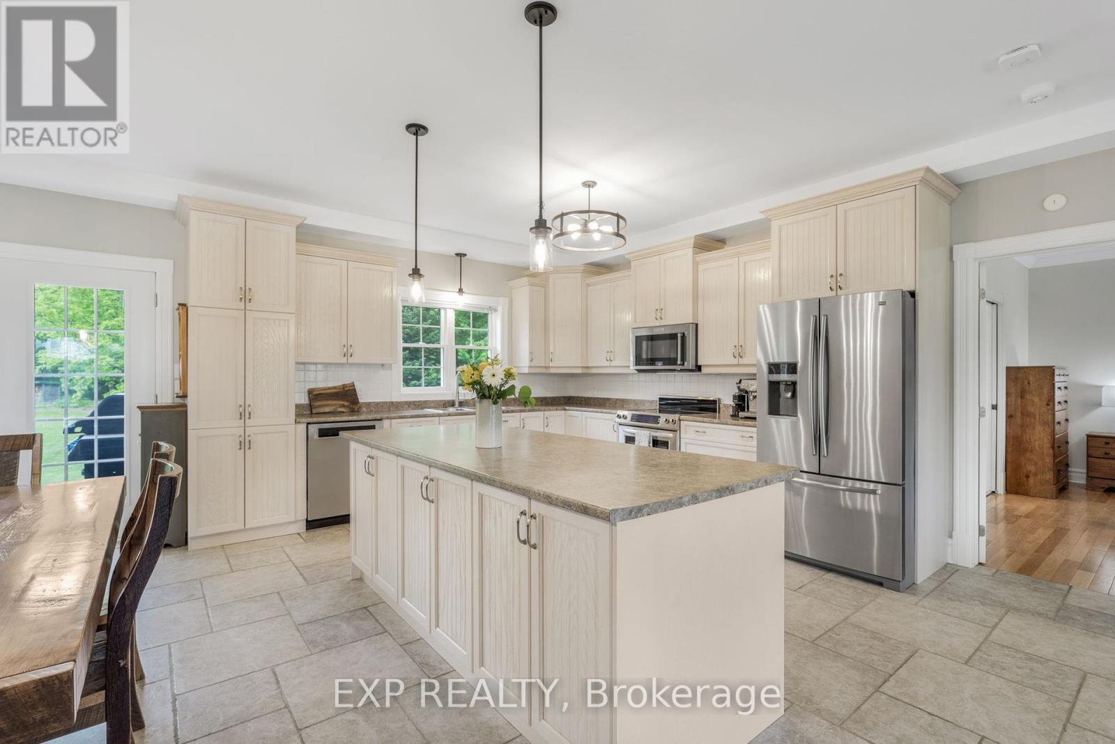 3057 Henrie Road, Clarence-Rockland, Ontario  K0A 3N0 - Photo 8 - X12191152