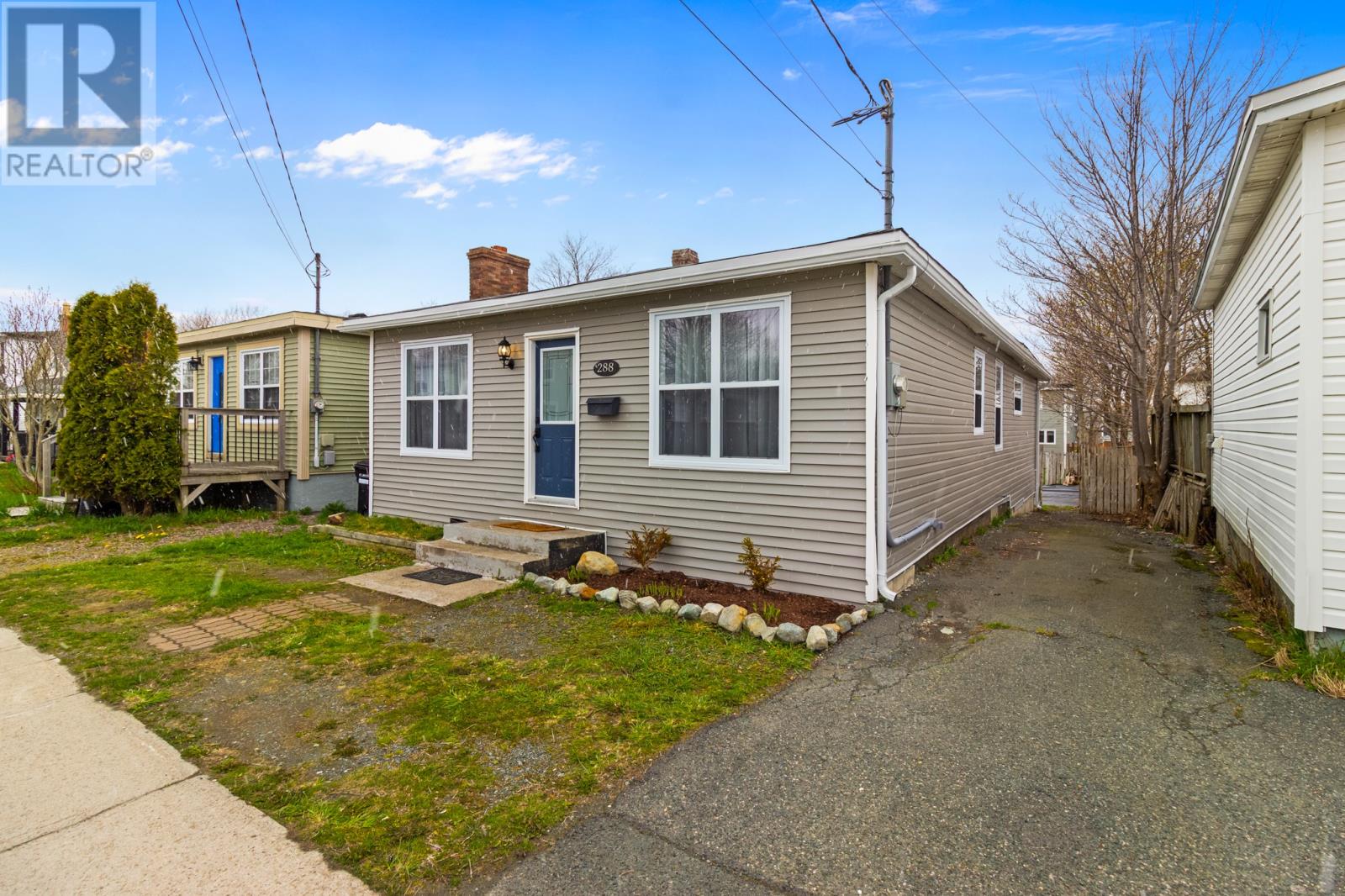 Property at 288 Pennywell Road image 3