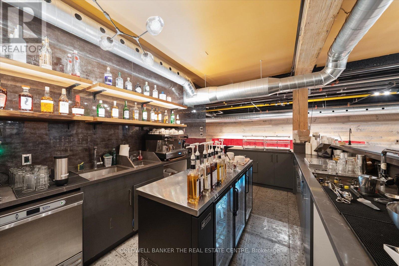 35 Mccaul Street, Toronto, Ontario  M5T 1V7 - Photo 21 - C12191108