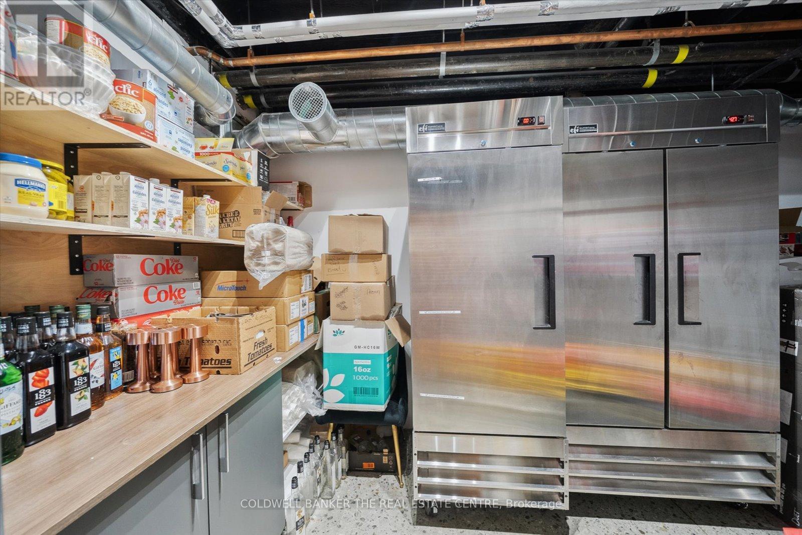 35 Mccaul Street, Toronto, Ontario  M5T 1V7 - Photo 26 - C12191108