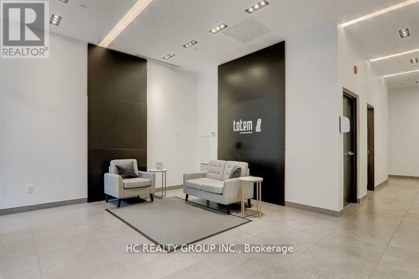 1701 - 17 Dundonald Street, Toronto, Ontario  M4Y 0E4 - Photo 4 - C12191118