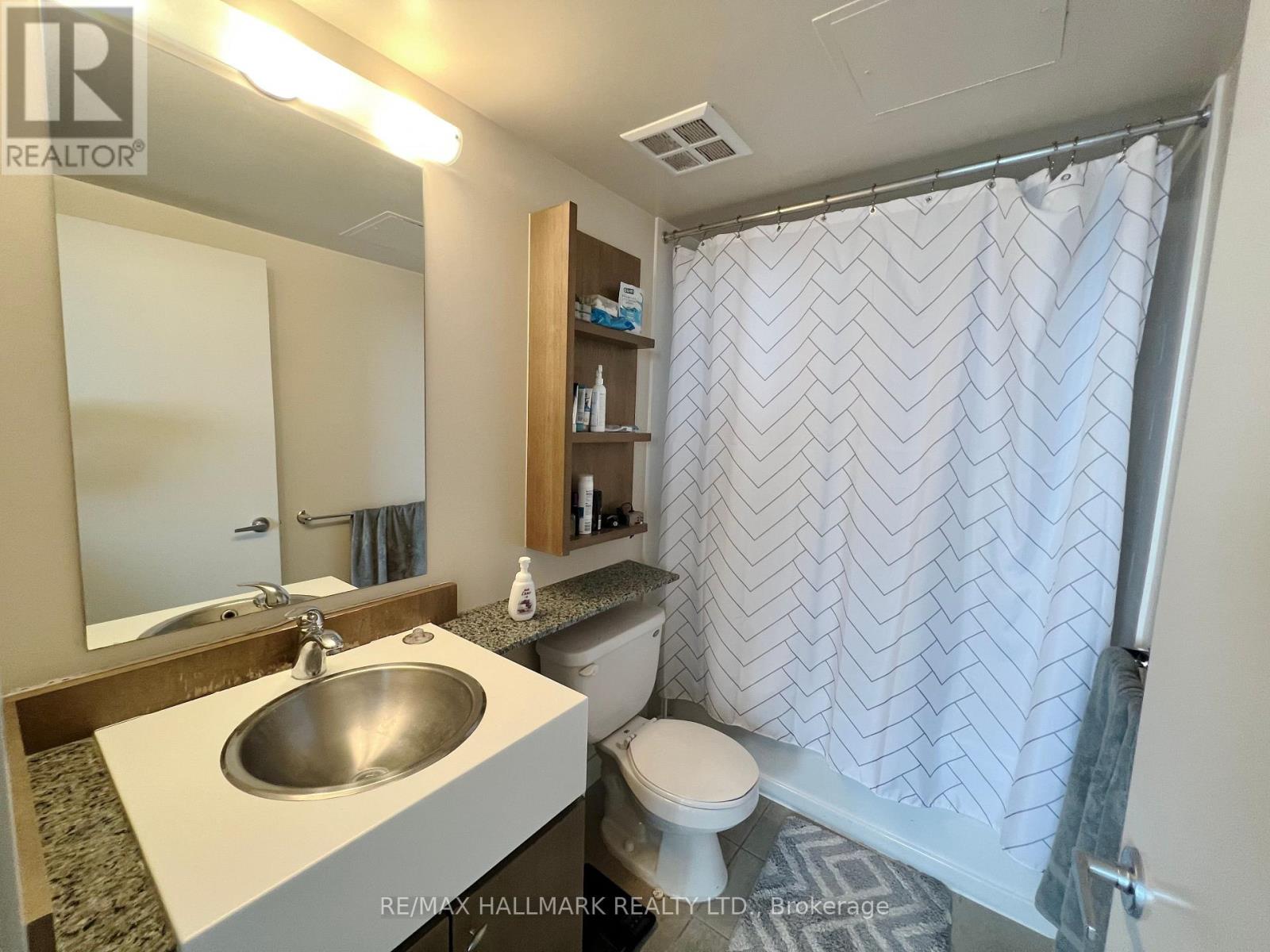 5302 - 35 Mariner Terrace, Toronto, Ontario  M5V 3V9 - Photo 14 - C12191136