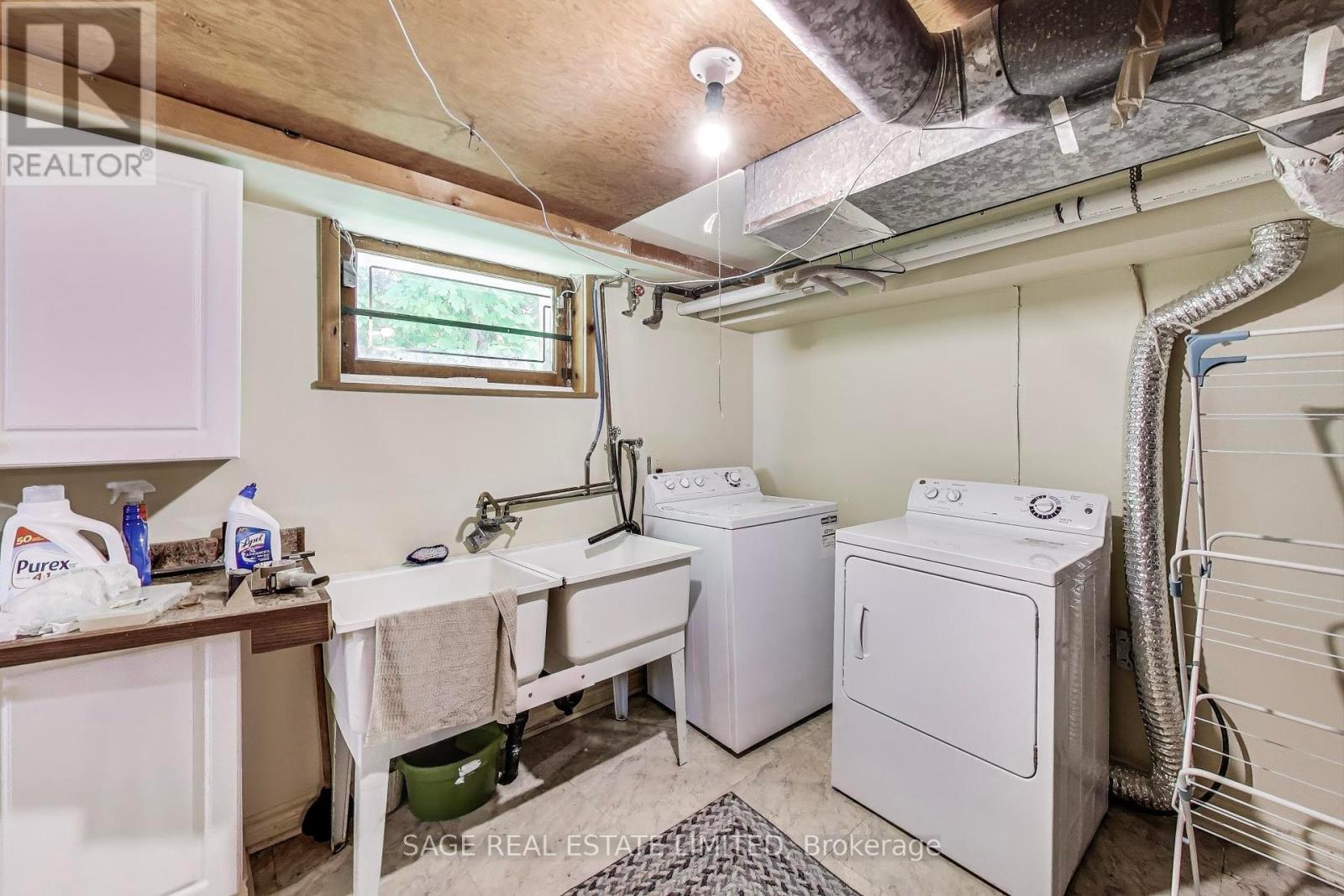 33 Kirkland Boulevard, Toronto, Ontario  M6A 1E7 - Photo 34 - C12191149