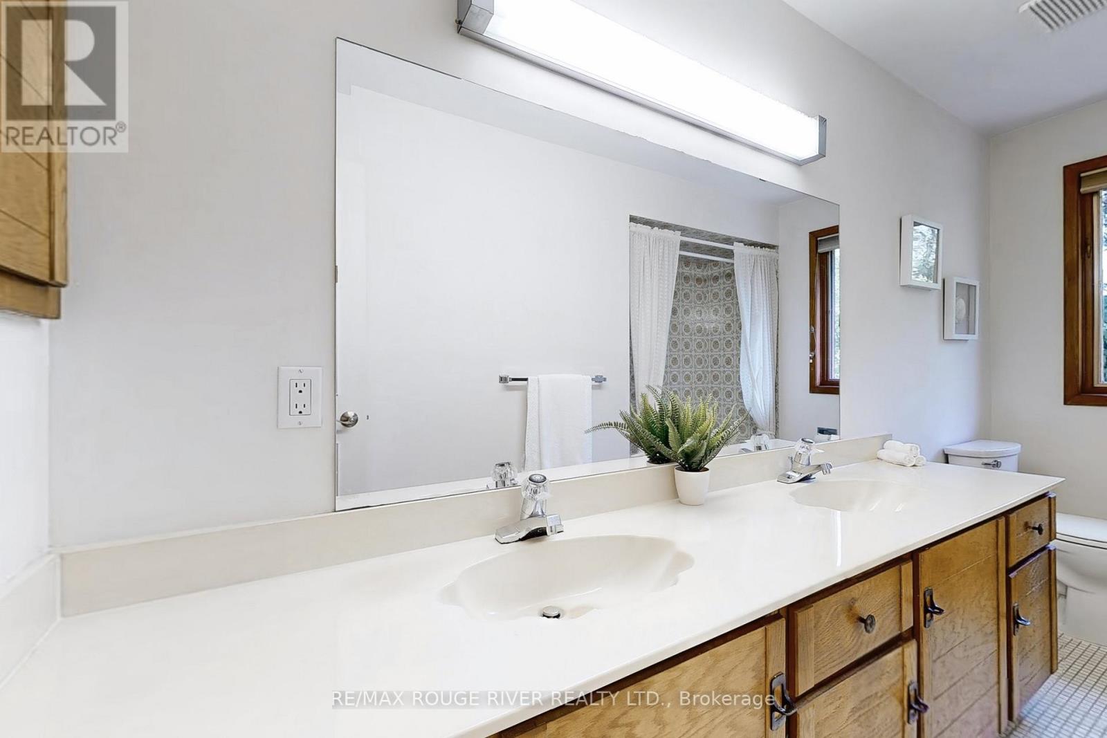 7 Whiteacres Avenue, Toronto (Centennial Scarborough), Ontario  M1C 3G3 - Photo 15 - E12191129