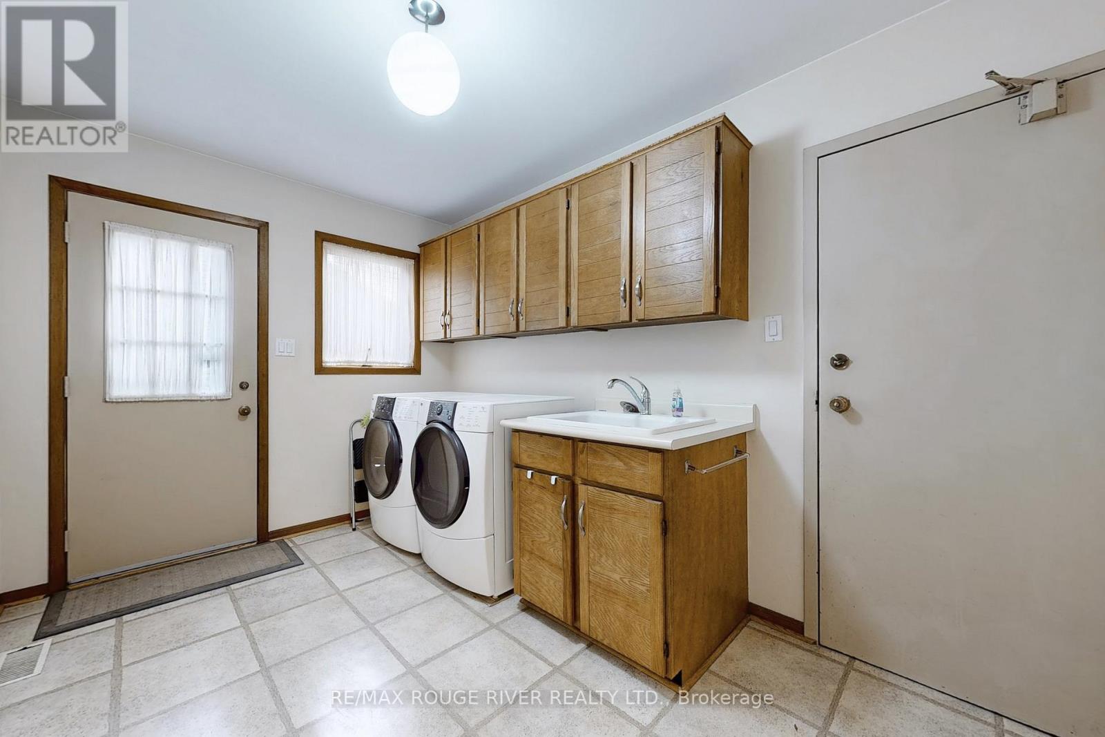 7 Whiteacres Avenue, Toronto, Ontario  M1C 3G3 - Photo 8 - E12191129