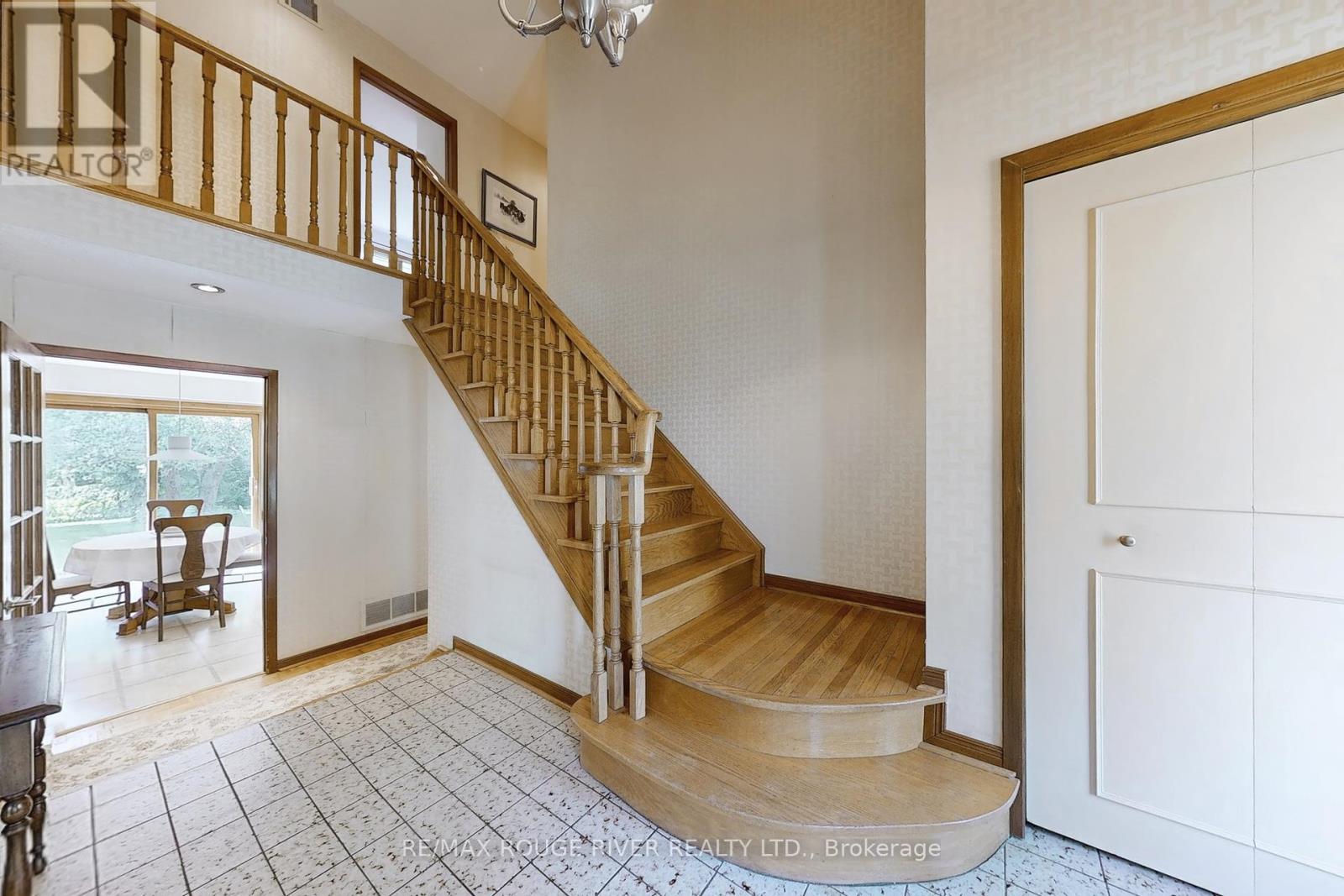 7 Whiteacres Avenue, Toronto, Ontario  M1C 3G3 - Photo 9 - E12191129