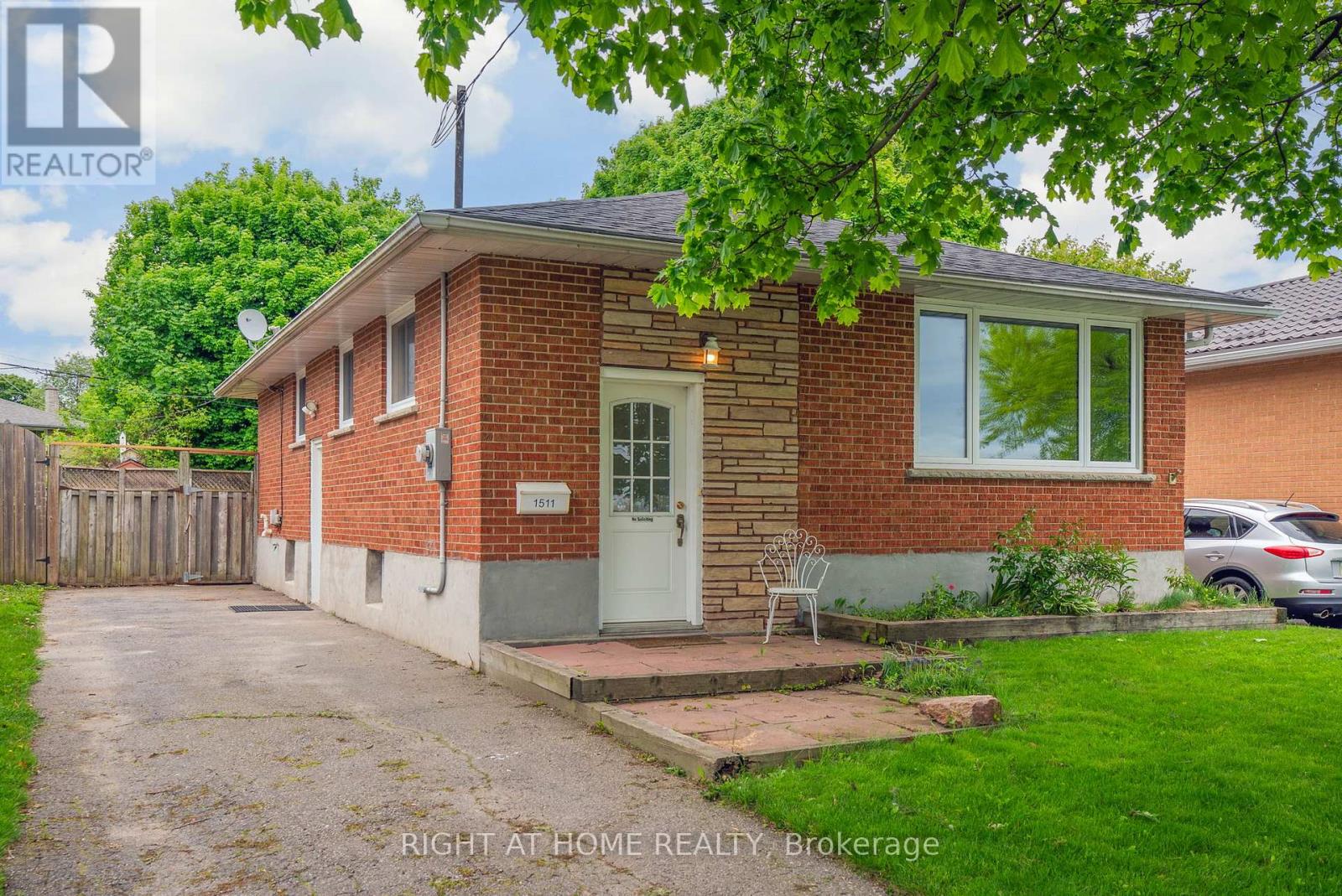 1511 Park Road S, Oshawa (Lakeview), Ontario  L1J 4K6 - Photo 2 - E12191130