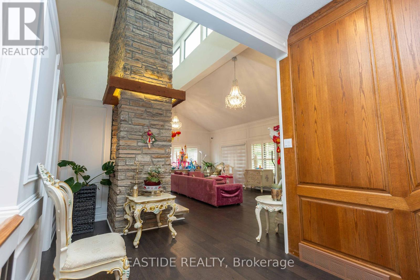 4395 4 Side Road, Burlington, Ontario  L7M 0S4 - Photo 7 - W12191128