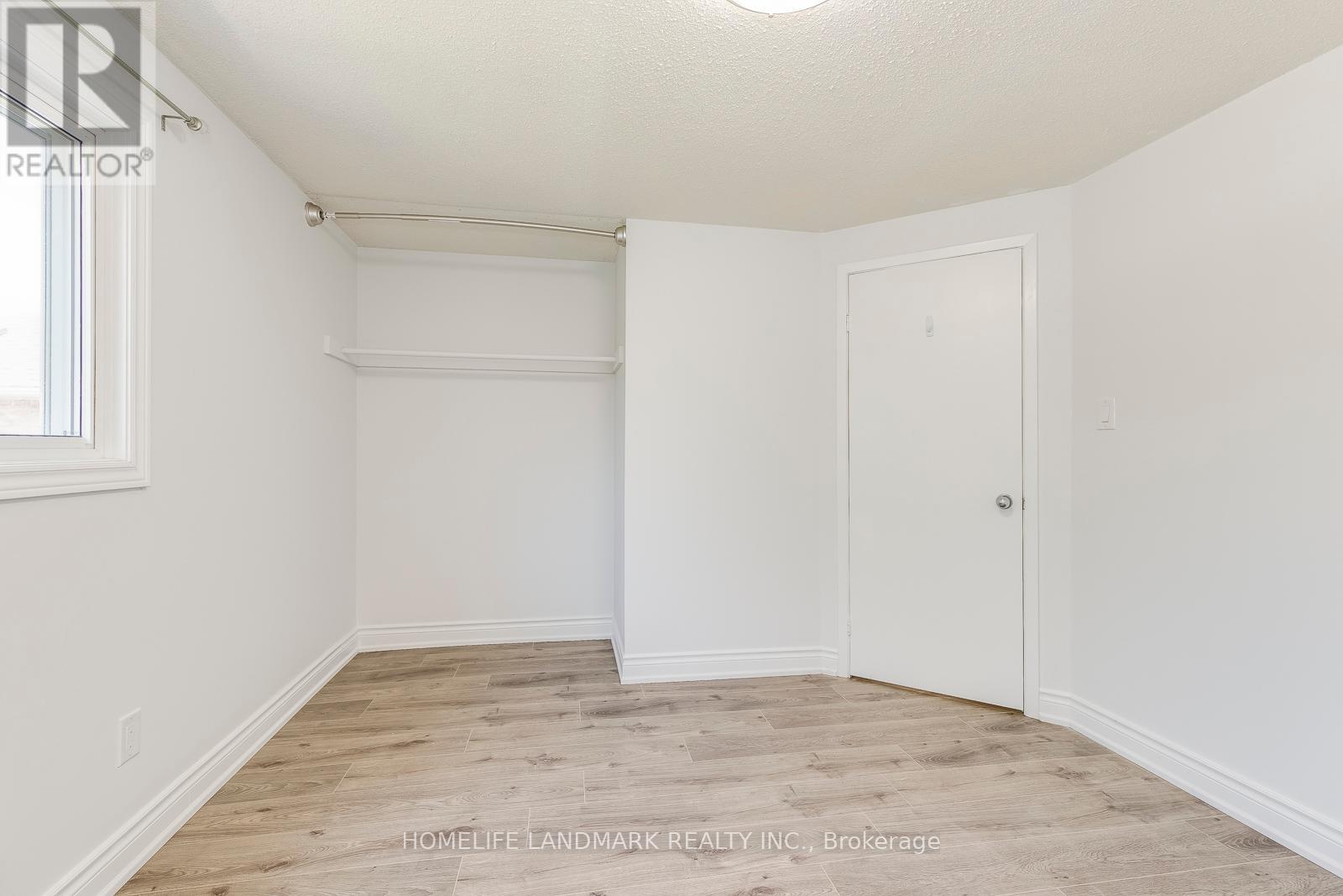 1112 Montgomery Drive, Oakville (Ga Glen Abbey), Ontario  L6M 1G1 - Photo 26 - W12191143